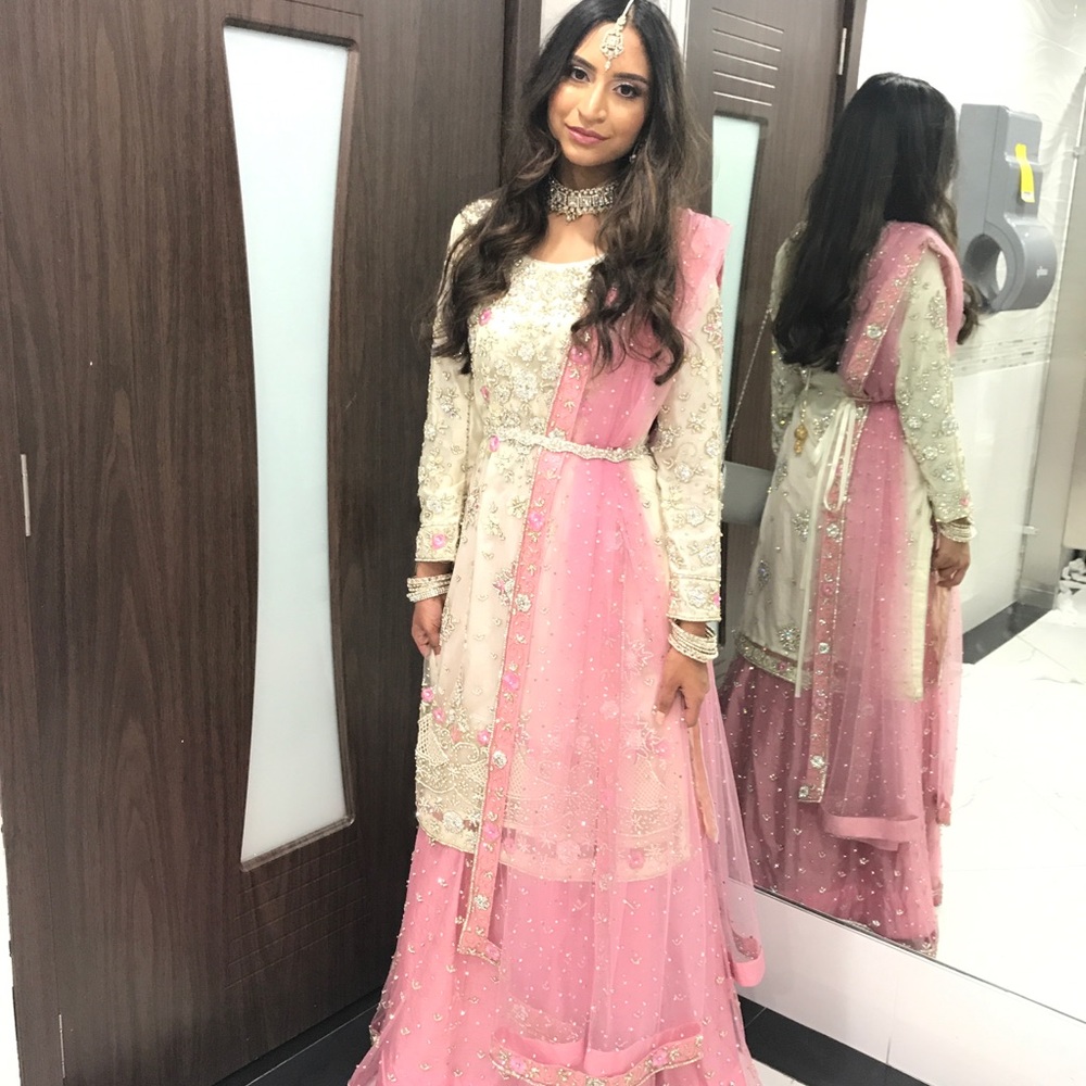 Pakistani lehenga - Picture 4 of 4